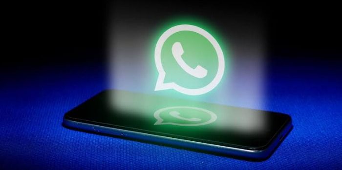 ¡RevolutionAI: La Nueva Era de la Comunicación en WhatsApp!