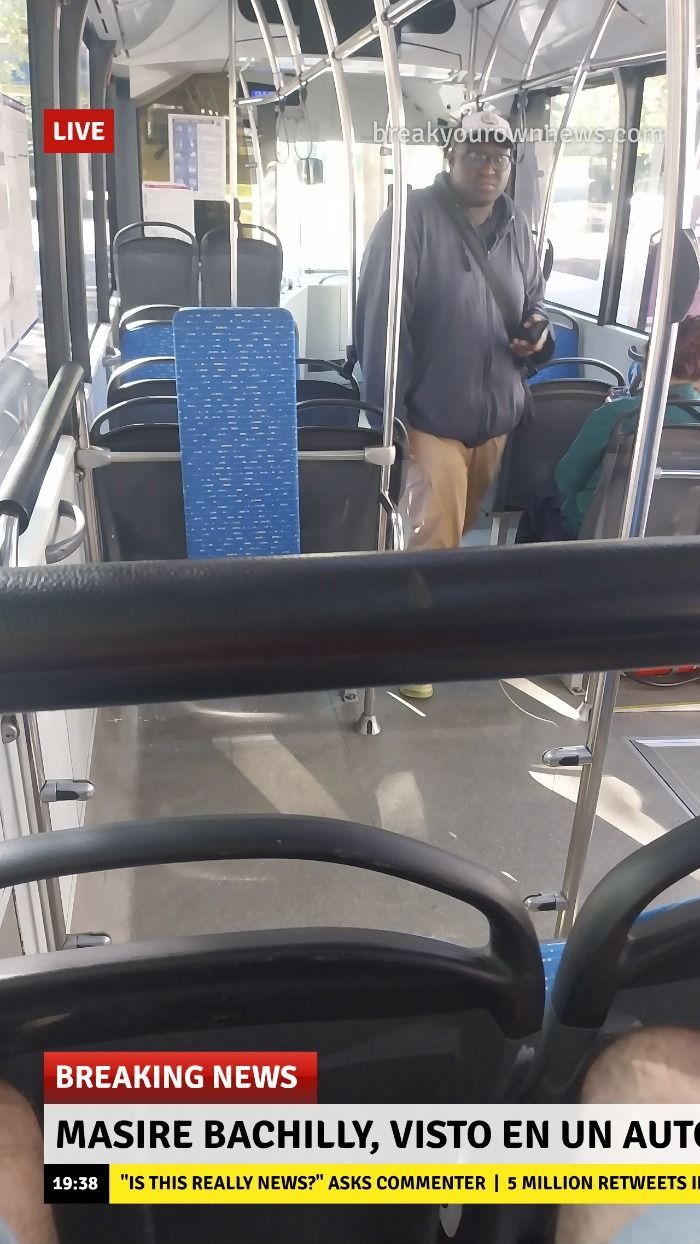 Masire Bachilly, visto en un autobús de Girona